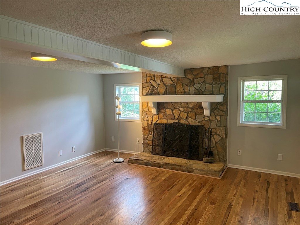 476 N Fulton Reeves Road