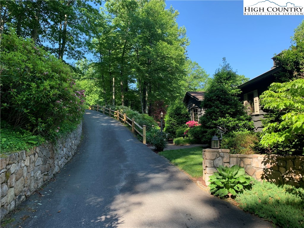 491 Mountain Air Lane