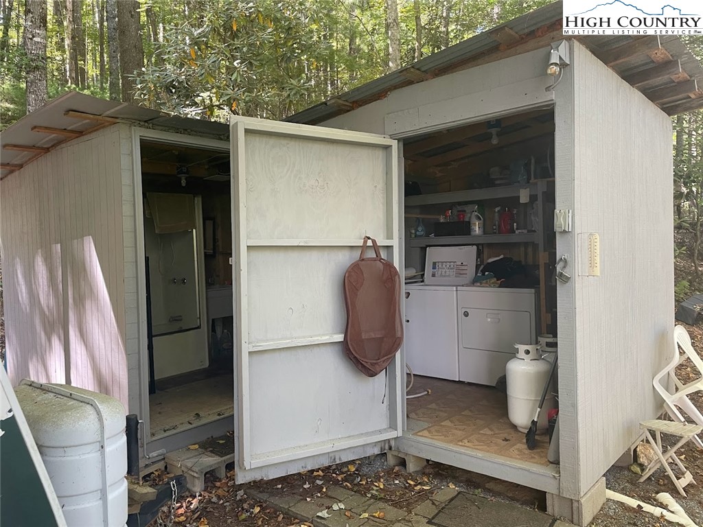 4471 Mountain View Road