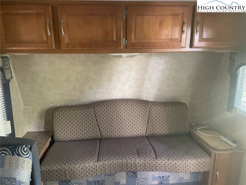 4471 Mountain View Road