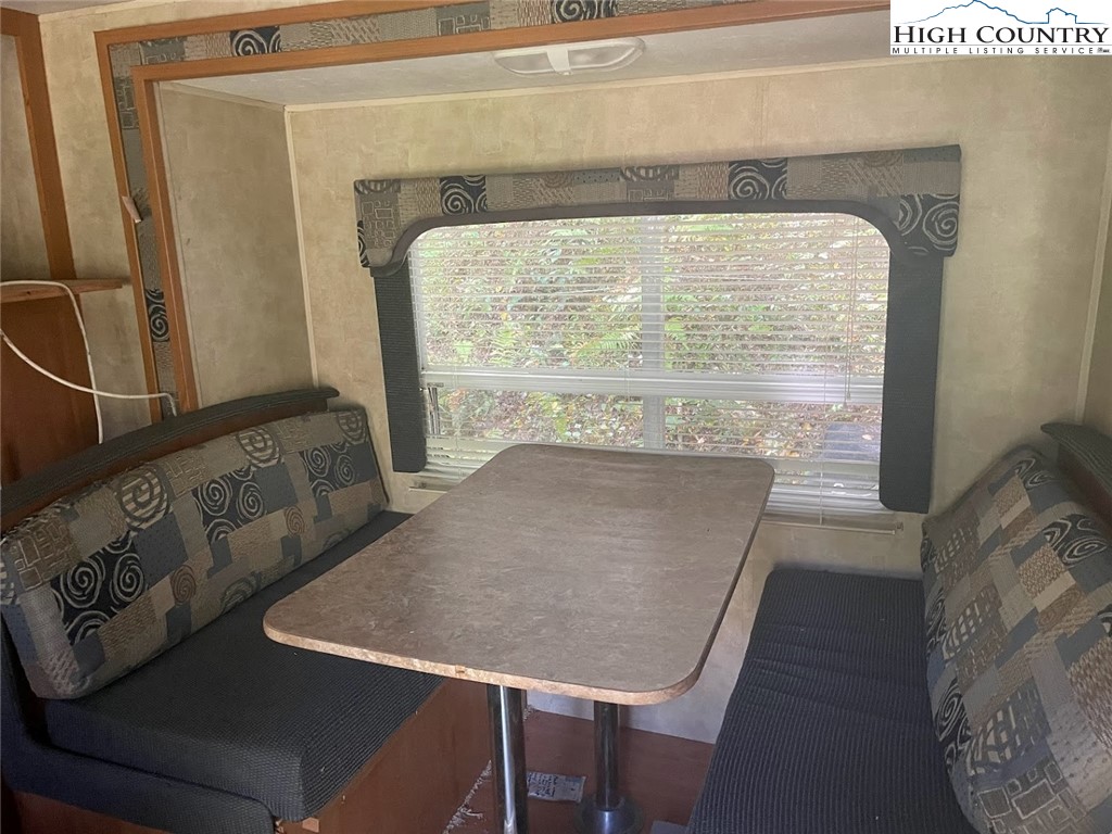 4471 Mountain View Road