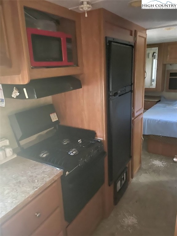 4471 Mountain View Road