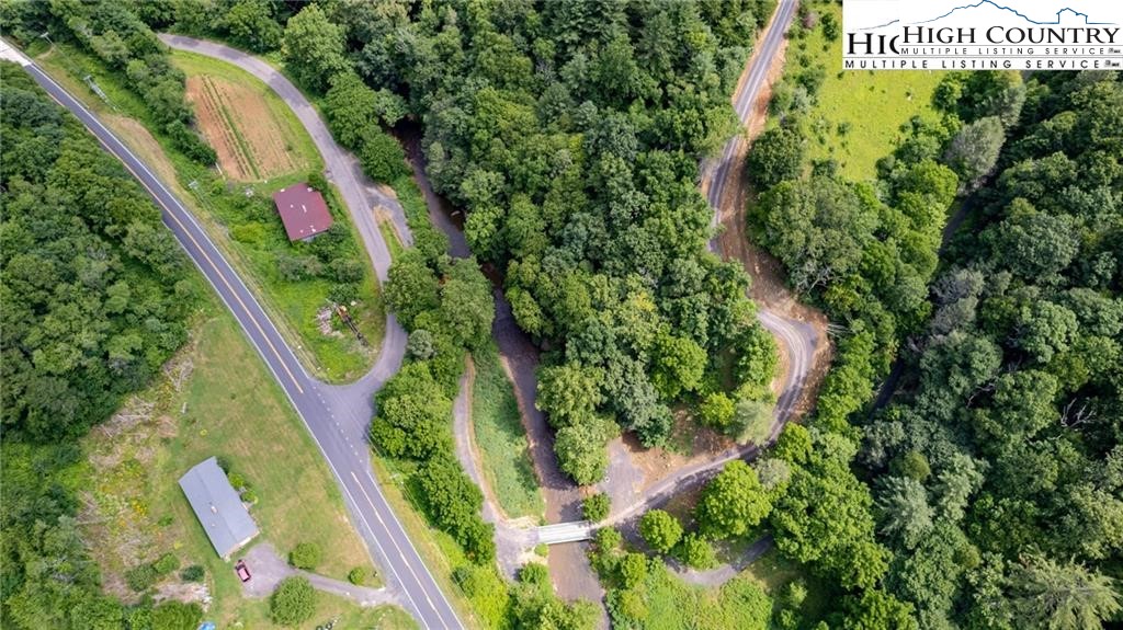 5 Big Helton Creek Road