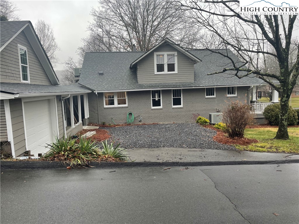 414 N Jefferson Avenue