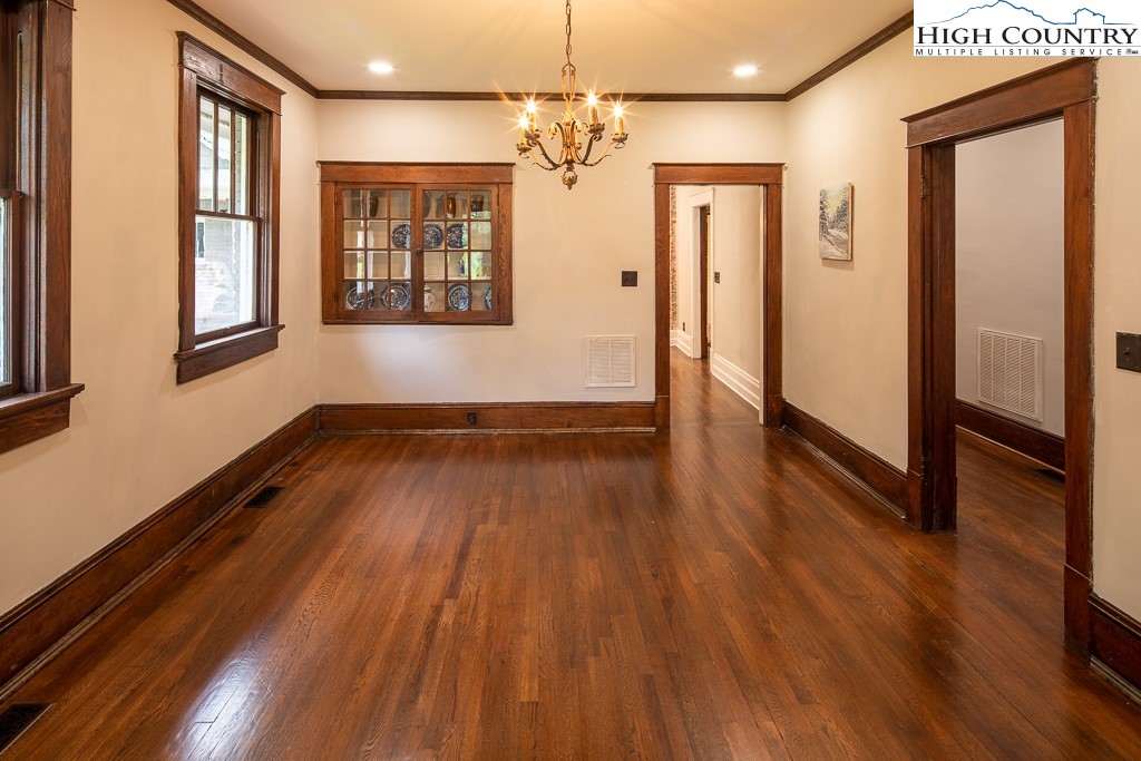 414 N Jefferson Avenue