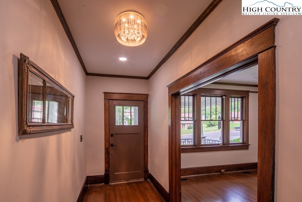 414 N Jefferson Avenue