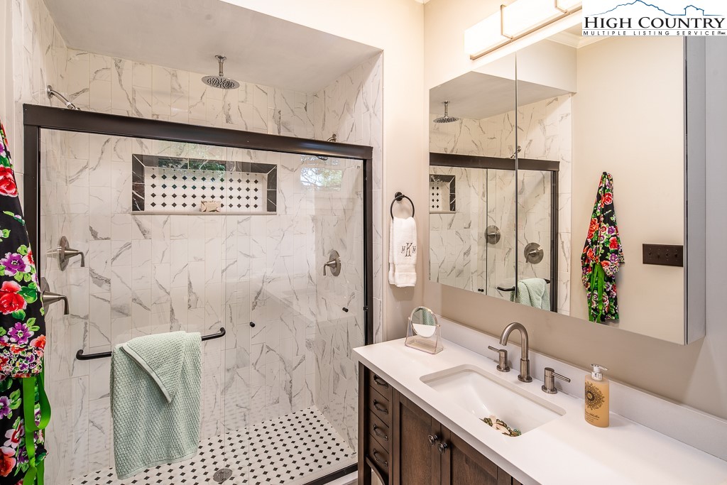 414 N Jefferson Avenue