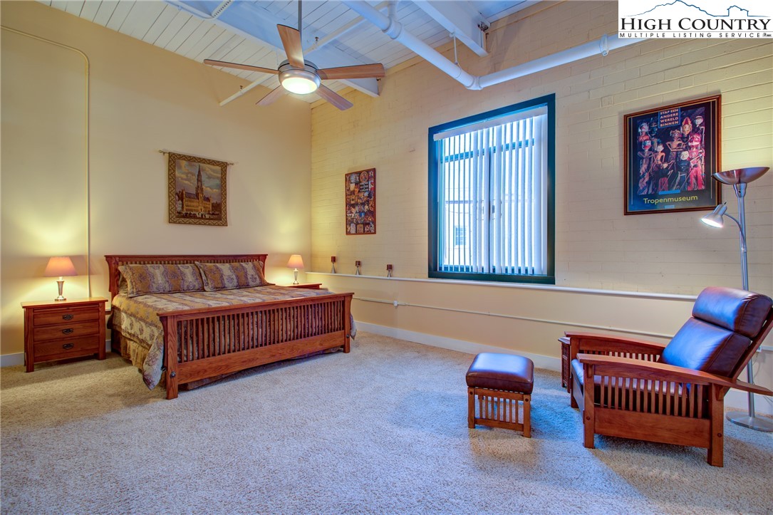 215 S Jefferson Avenue 215