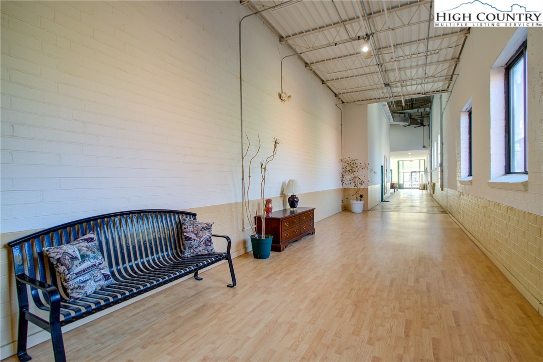 215 S Jefferson Avenue 215