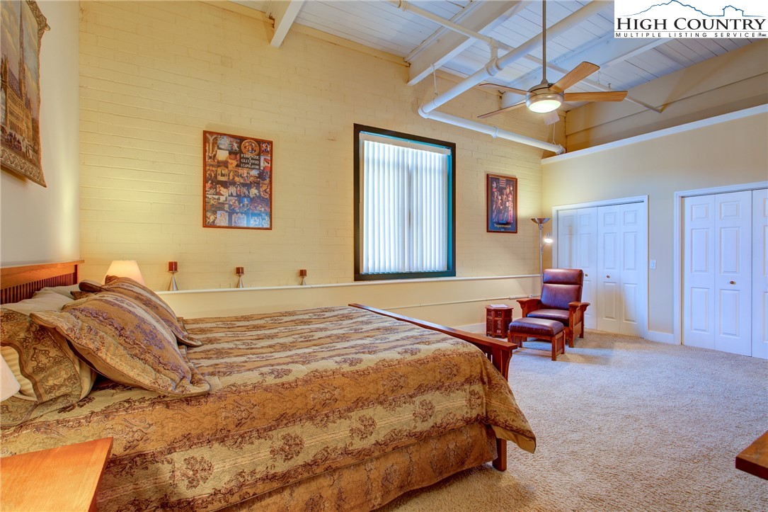 215 S Jefferson Avenue 215