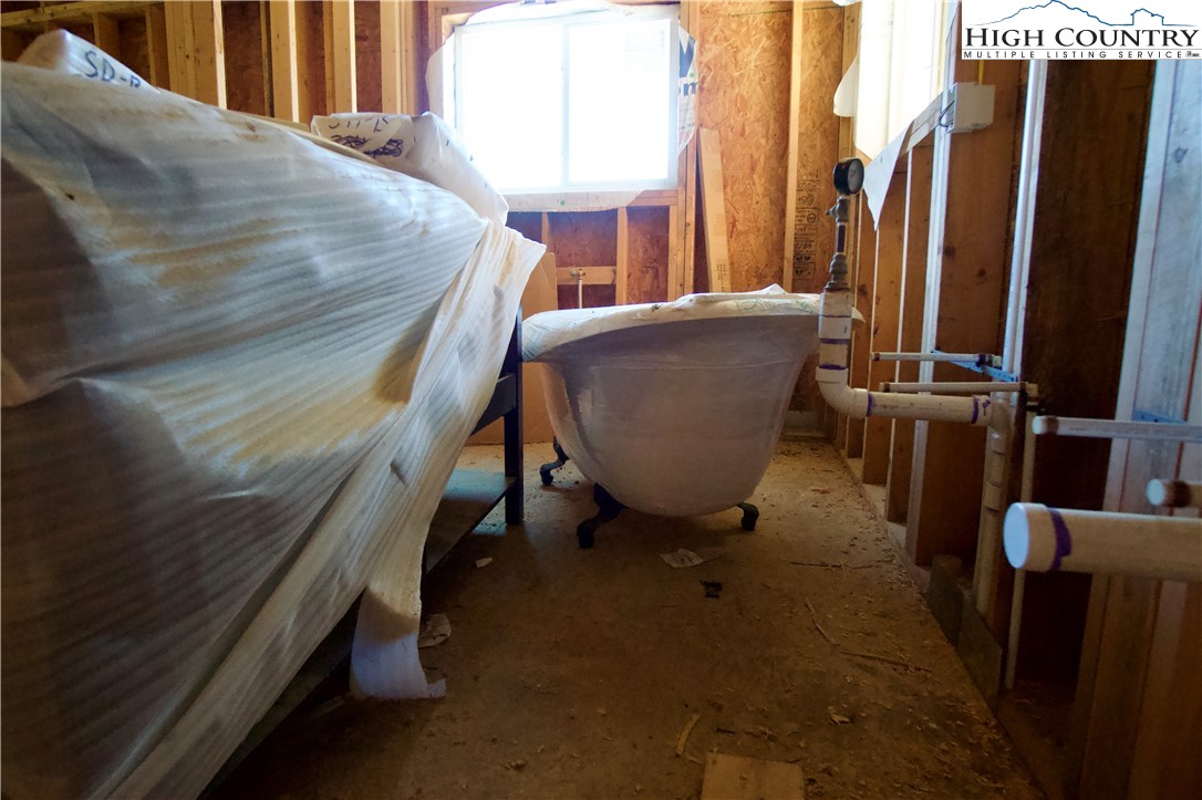 15031 Highway 88 West