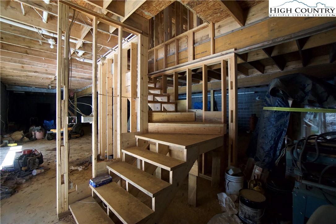 15031 Highway 88 West