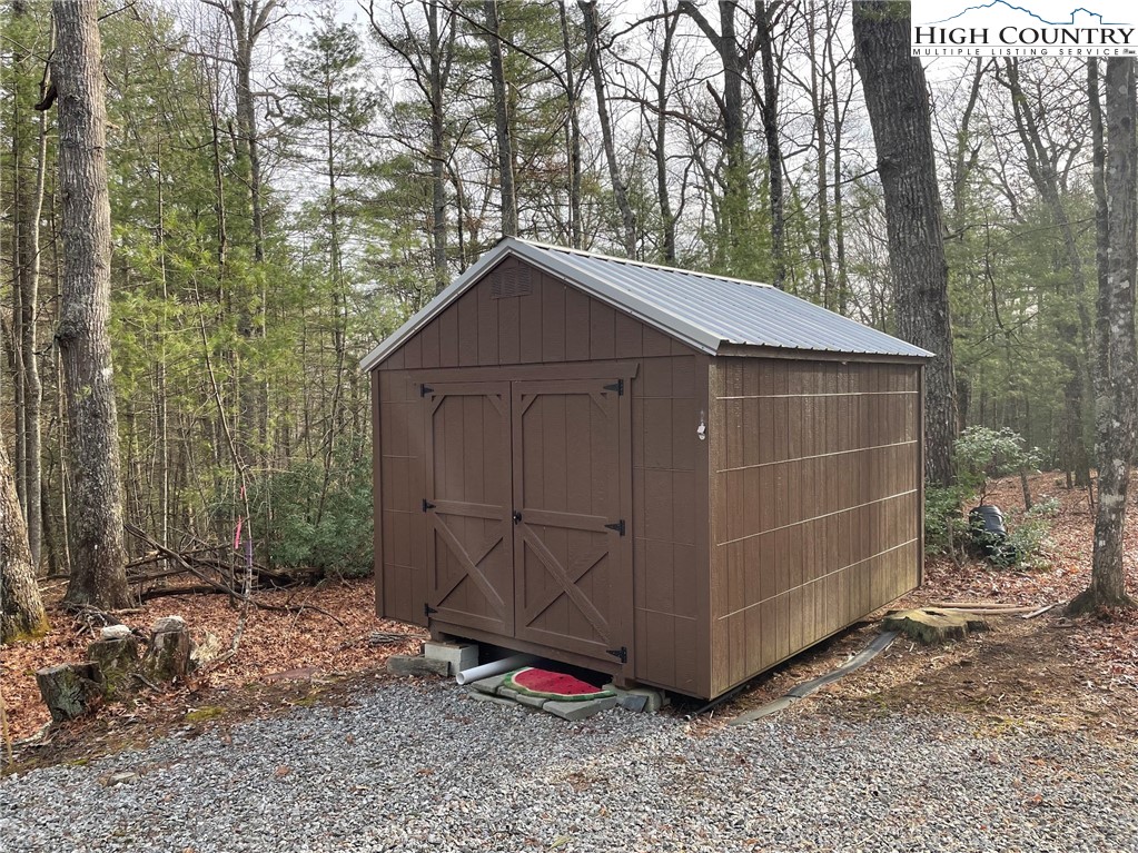 141 Maines Hill Lane