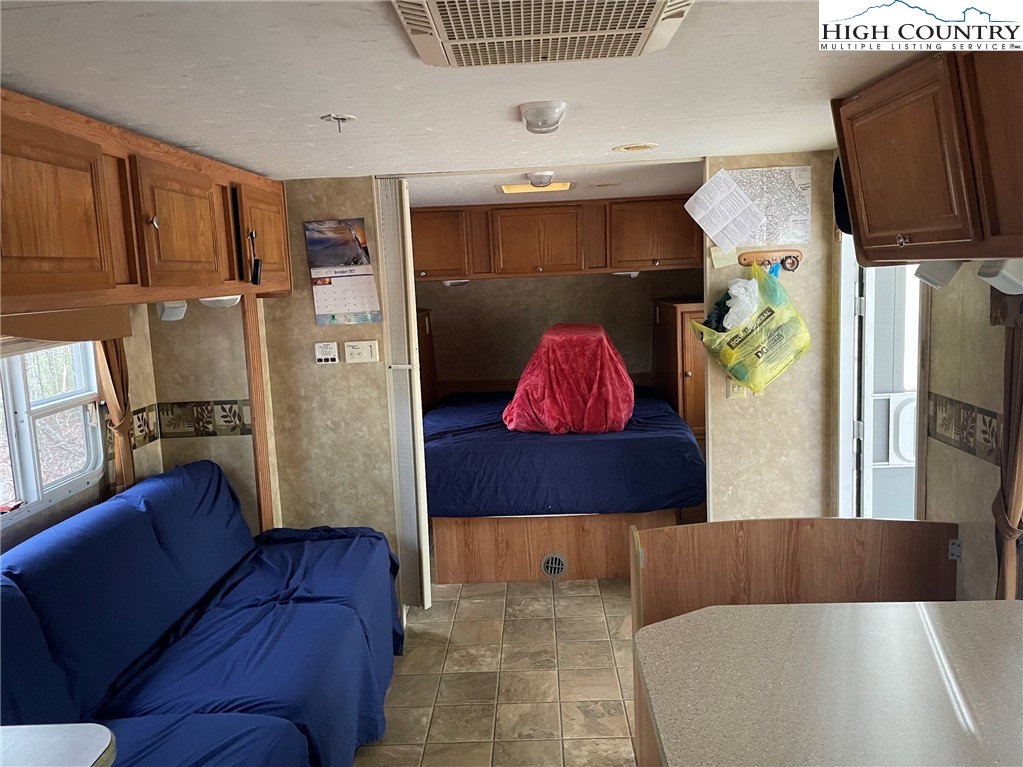 141 Maines Hill Lane