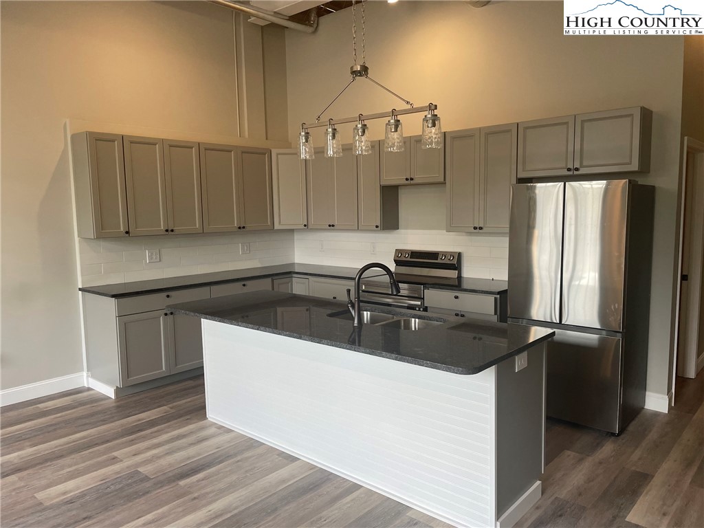 215 S. Jefferson Avenue 108