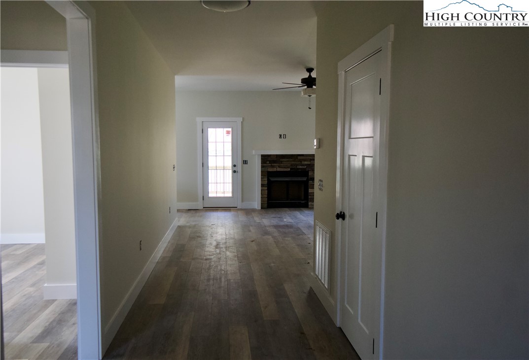 264 W Evergreen Street