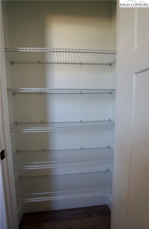 264 W Evergreen Street