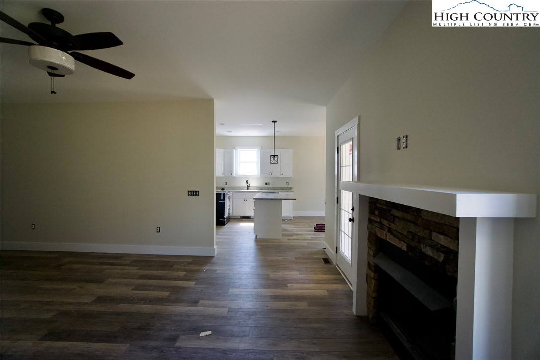 264 W Evergreen Street