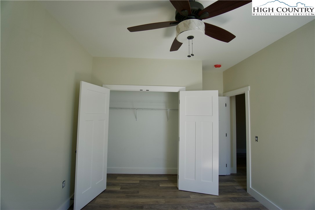 264 W Evergreen Street