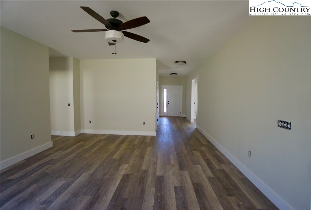 264 W Evergreen Street