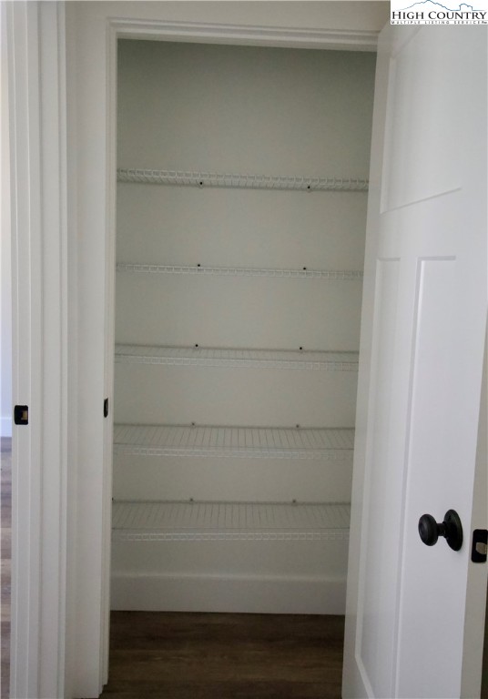 264 W Evergreen Street