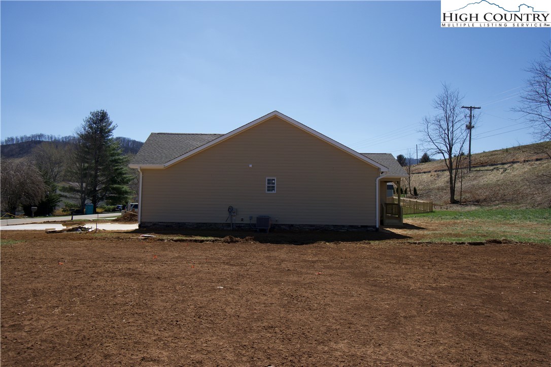 264 W Evergreen Street