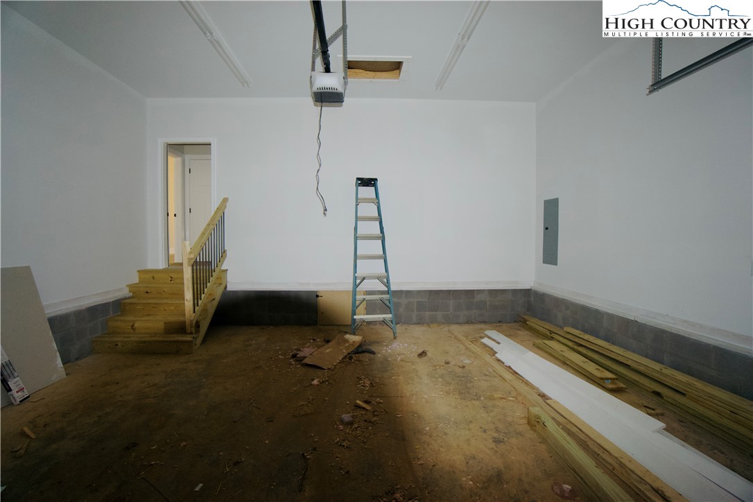 264 W Evergreen Street