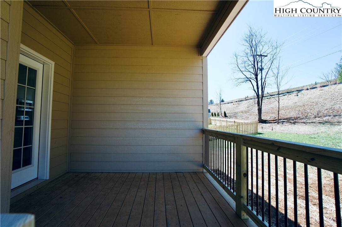 264 W Evergreen Street