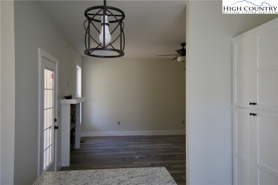 264 W Evergreen Street