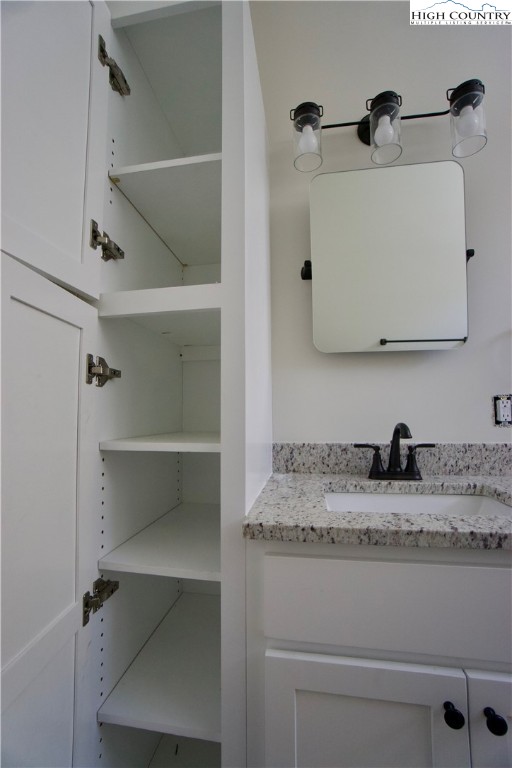 264 W Evergreen Street