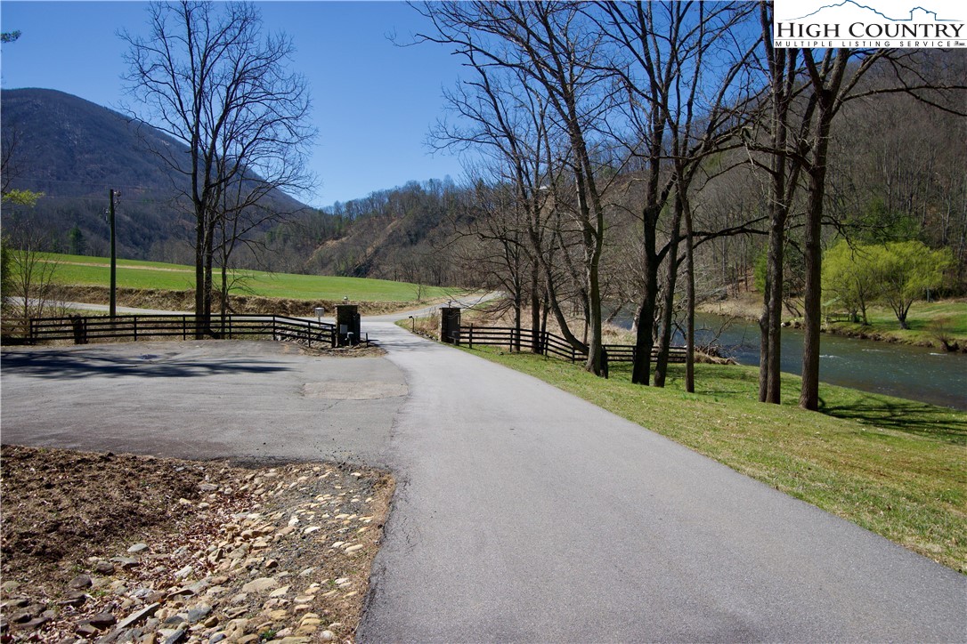 63 Stoney Brook Drive