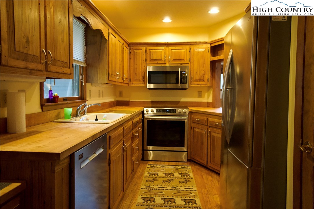 383 Bear Ridge Trail