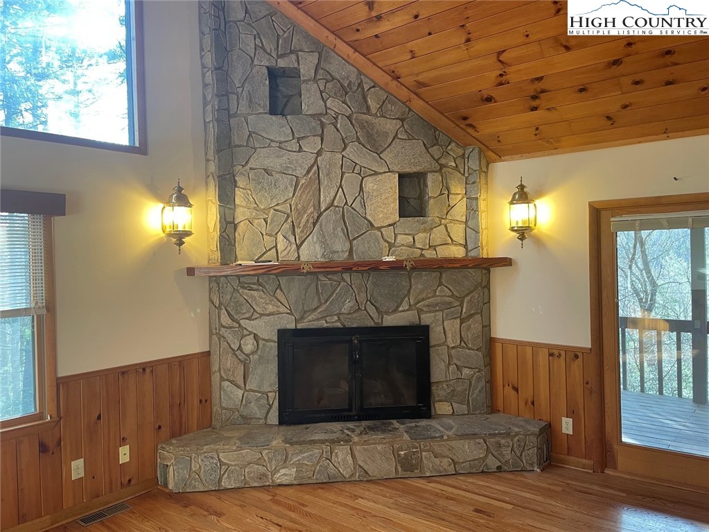 383 Bear Ridge Trail