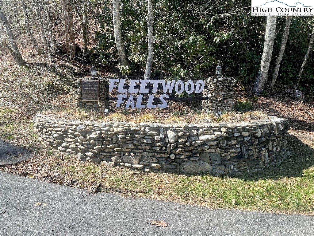 383 Bear Ridge Trail