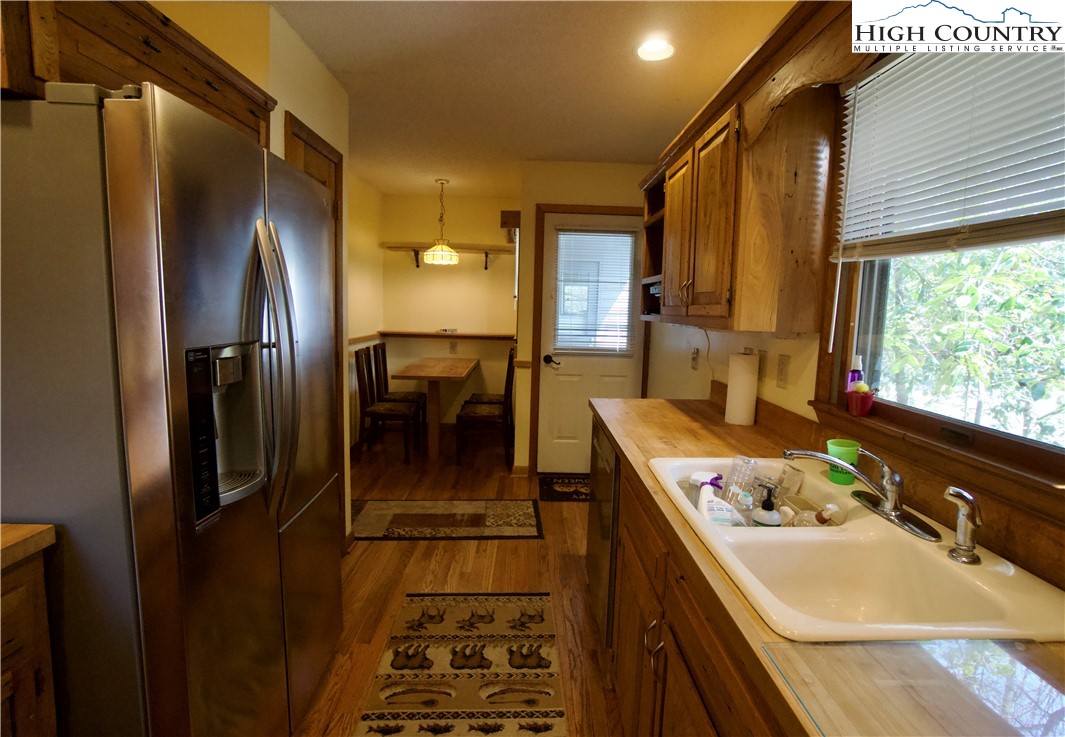 383 Bear Ridge Trail