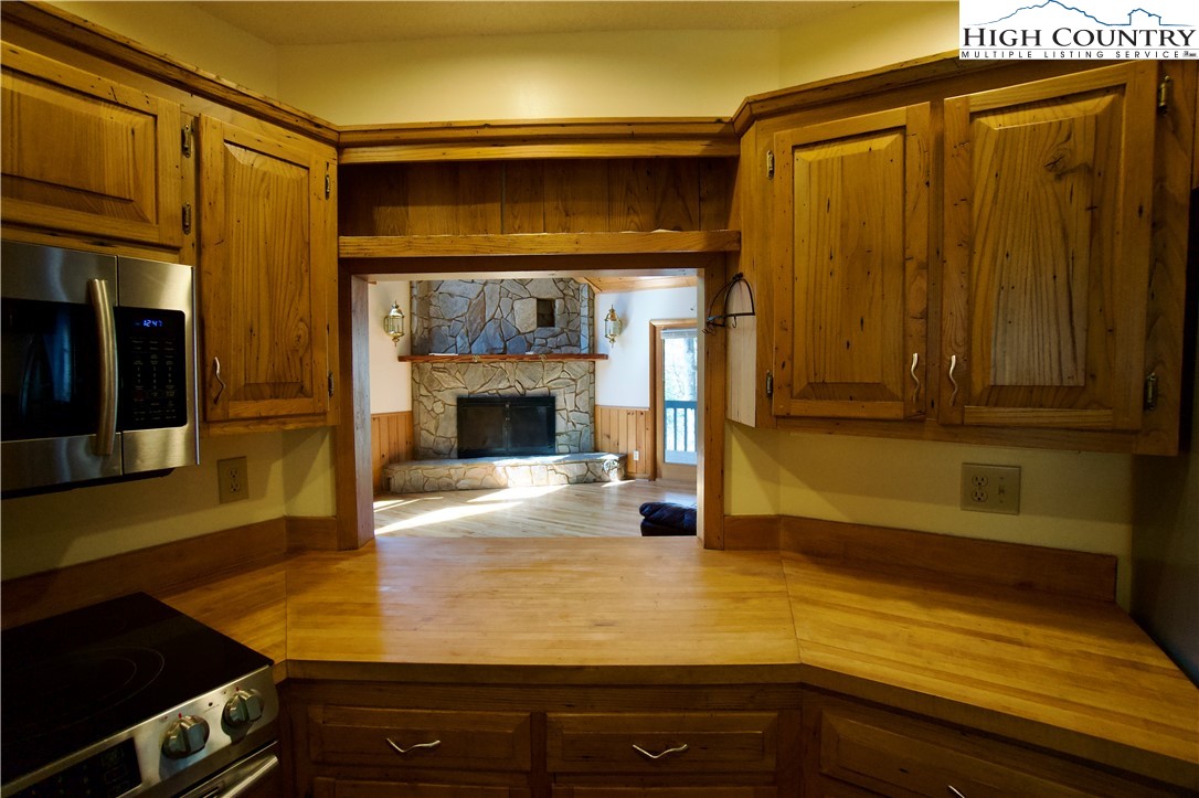 383 Bear Ridge Trail