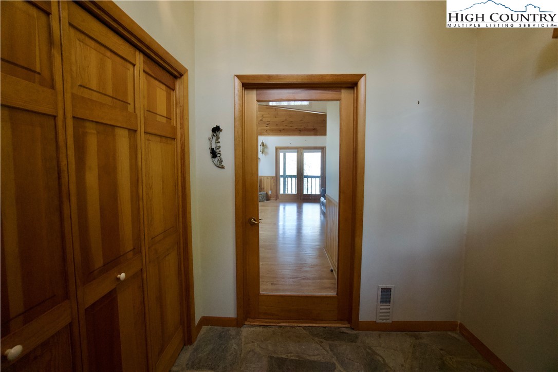 383 Bear Ridge Trail