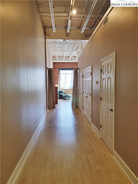 215 S Jefferson Avenue 102