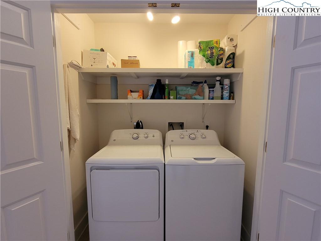 215 S Jefferson Avenue 102