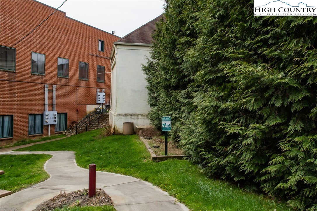 215 S Jefferson Avenue 212