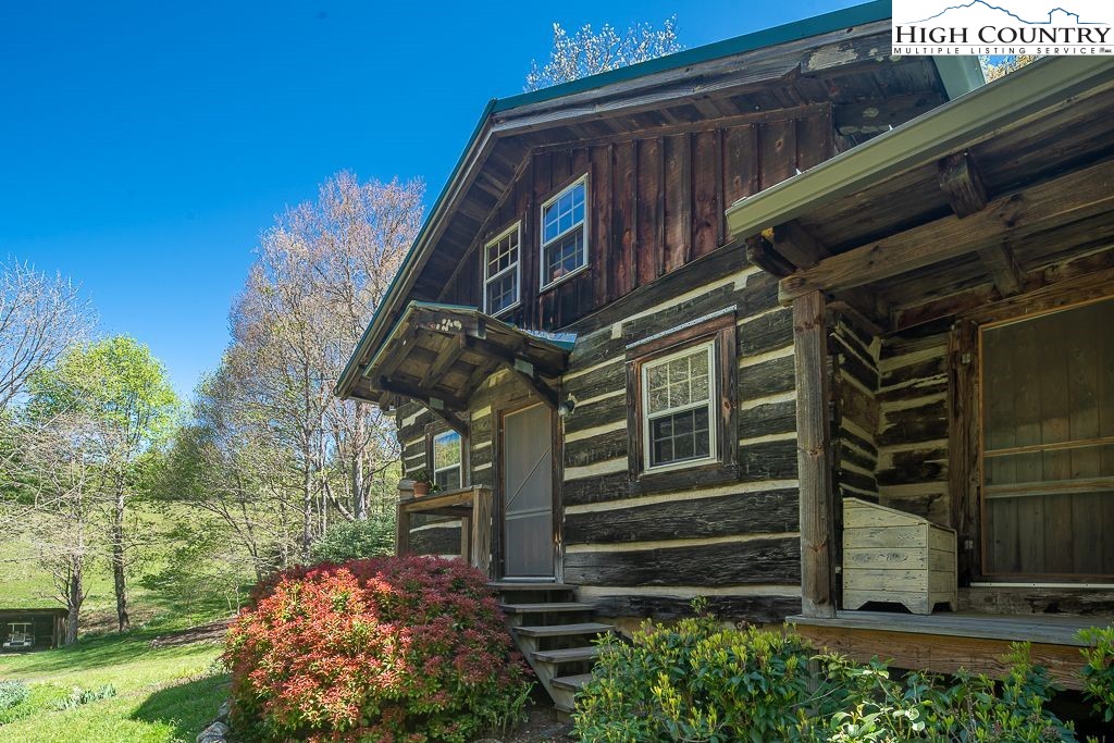 444 Chinquapin Ridge Road