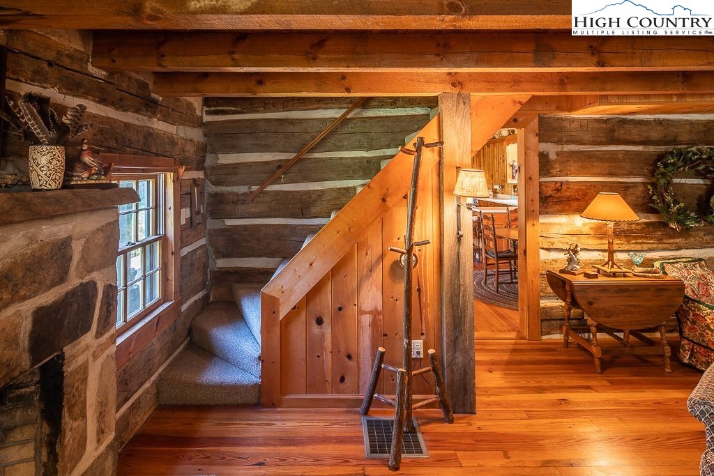 444 Chinquapin Ridge Road