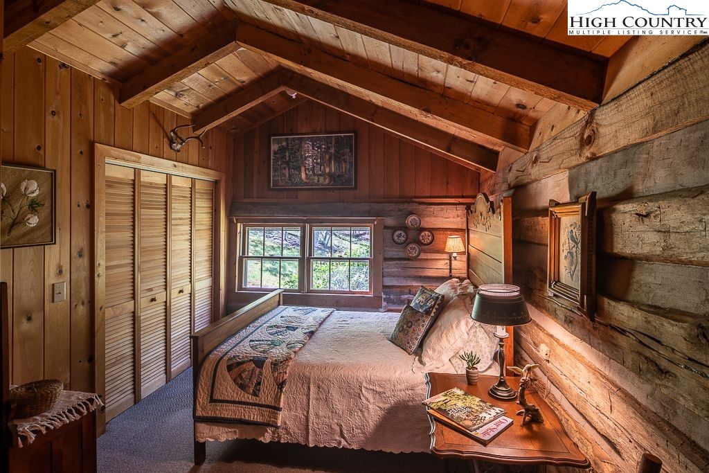 444 Chinquapin Ridge Road