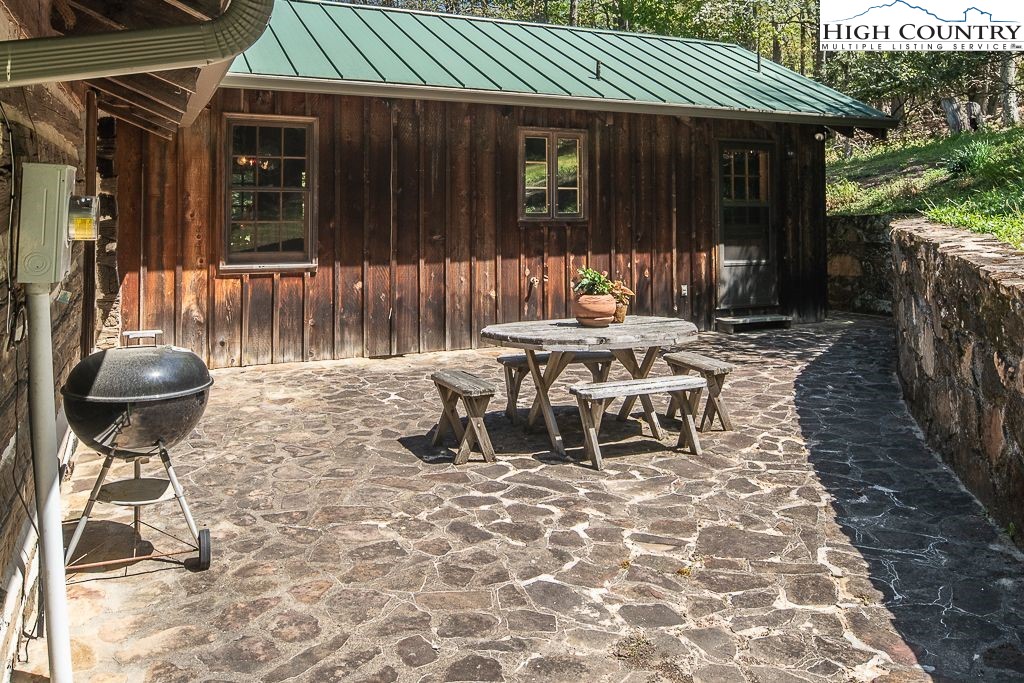 444 Chinquapin Ridge Road