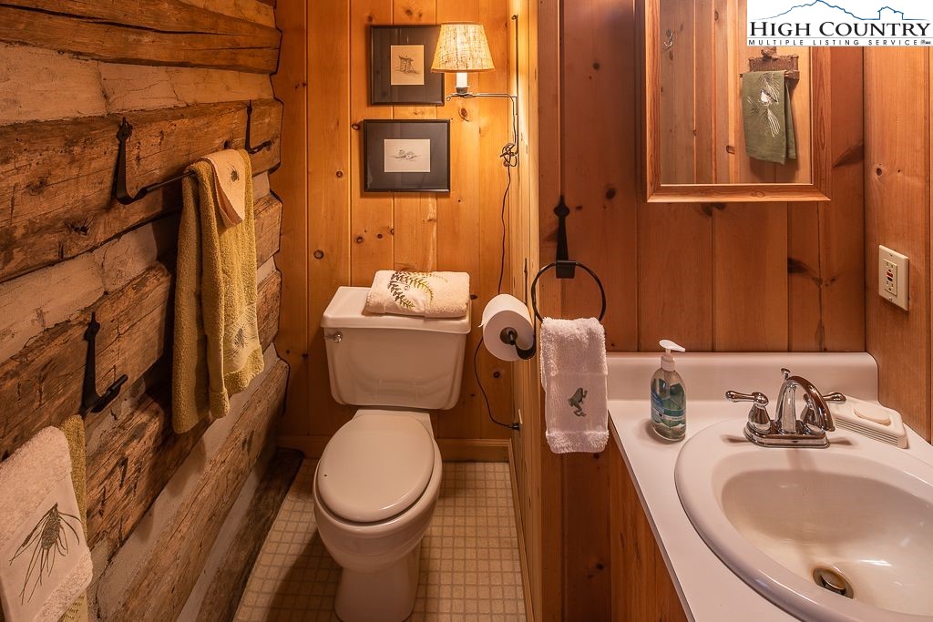 444 Chinquapin Ridge Road