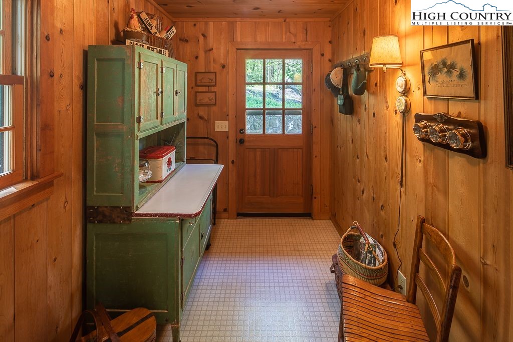 444 Chinquapin Ridge Road