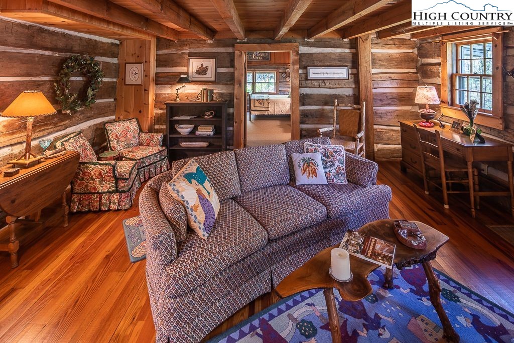 444 Chinquapin Ridge Road