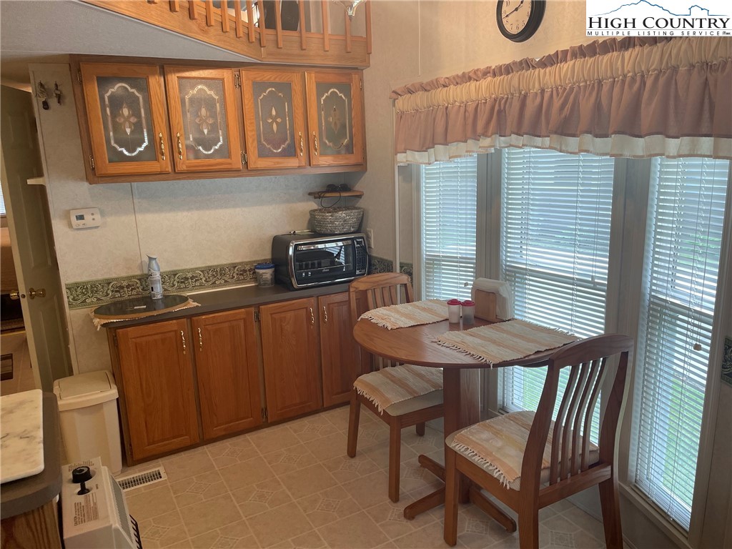 211 and 225 Finch Way