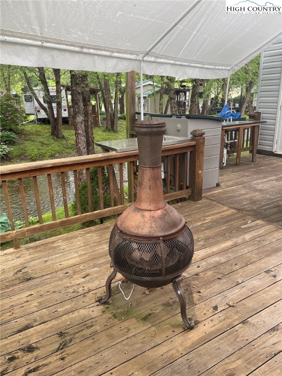 211 and 225 Finch Way