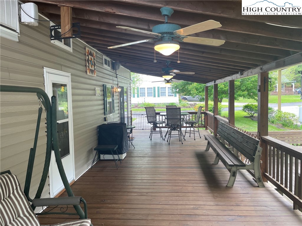 211 and 225 Finch Way